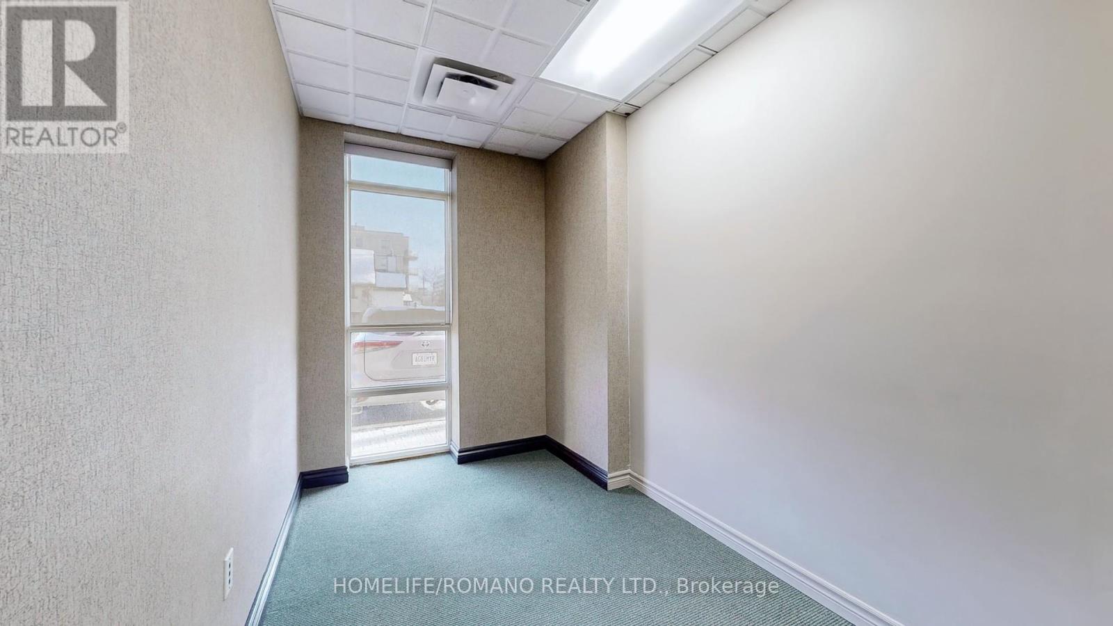 C1 - 800 Sheppard Avenue W, Toronto, Ontario  M3H 6B4 - Photo 16 - C11972152