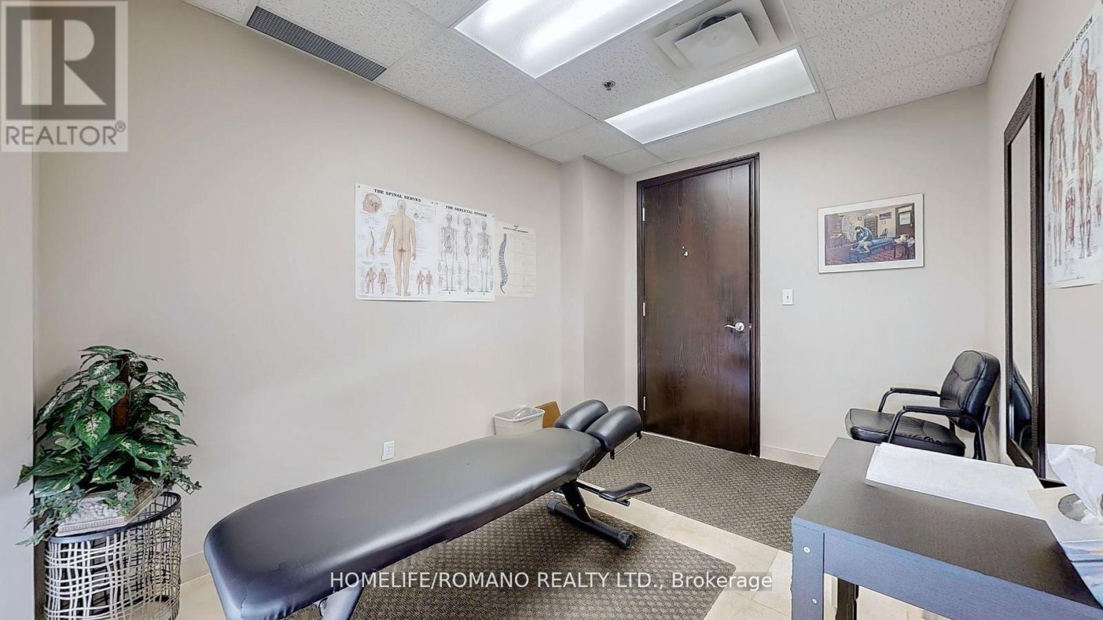 C1 &  C3 - 800 Sheppard Avenue, Toronto, Ontario  M3H 6B4 - Photo 16 - C11994012