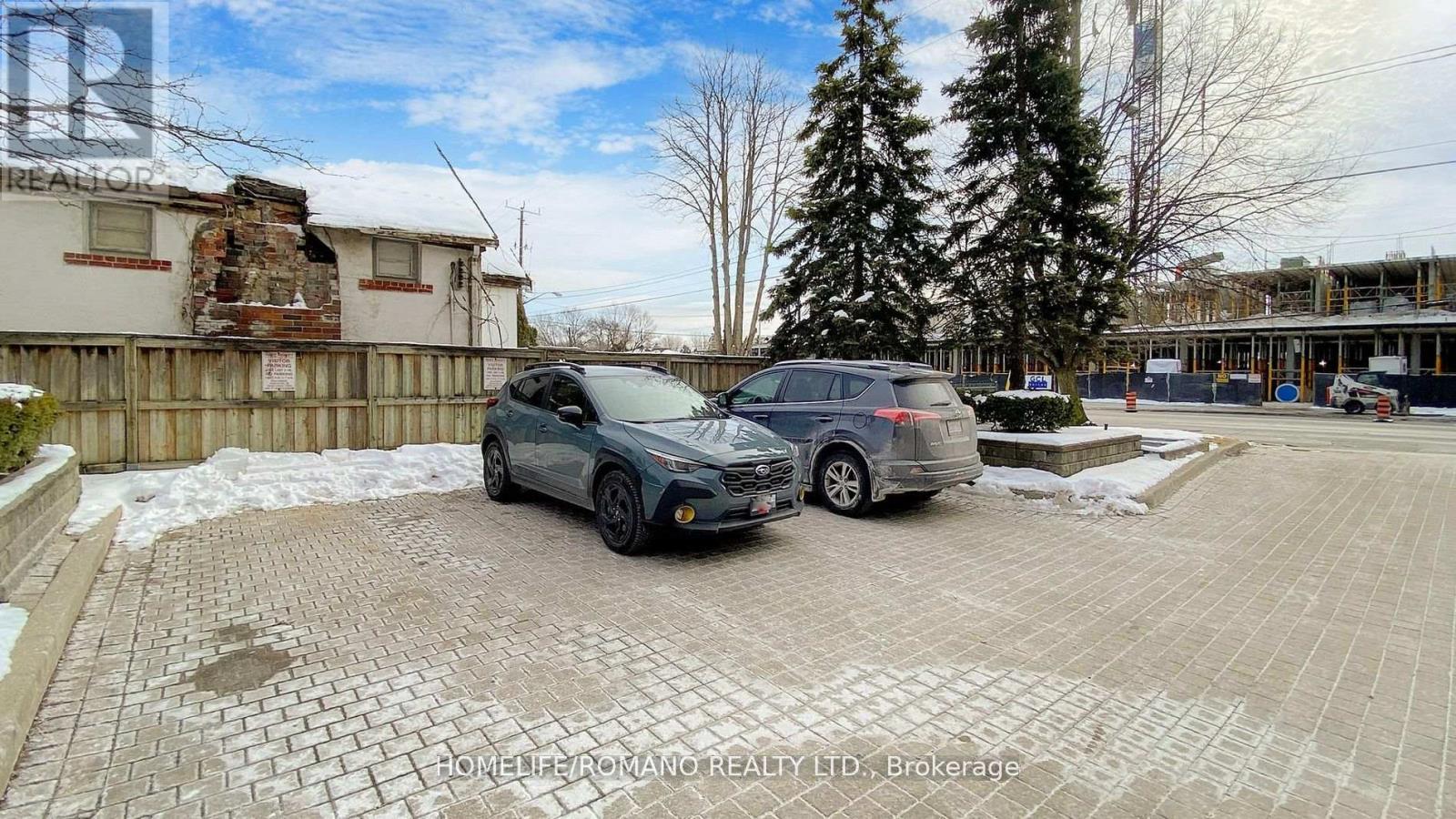 C1 &  C3 - 800 Sheppard Avenue, Toronto, Ontario  M3H 6B4 - Photo 4 - C11994012