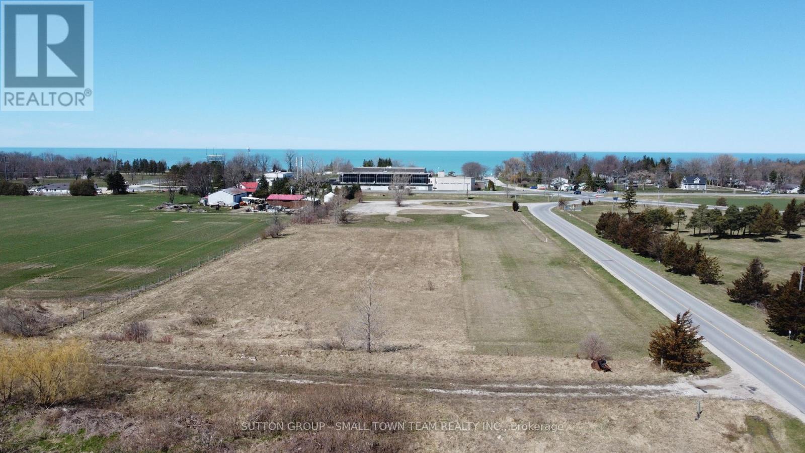 34055 GORE ROAD, Lambton Shores, Ontario