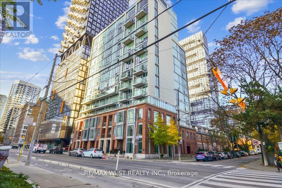 Property at TH1 - 220 GEORGE STREET image 1