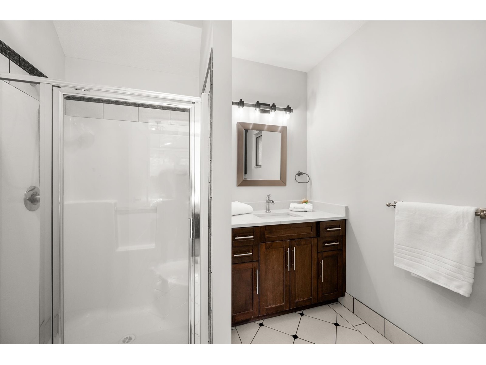 1247 Stayte Road, White Rock, British Columbia  V4B 4Z1 - Photo 18 - R2978004