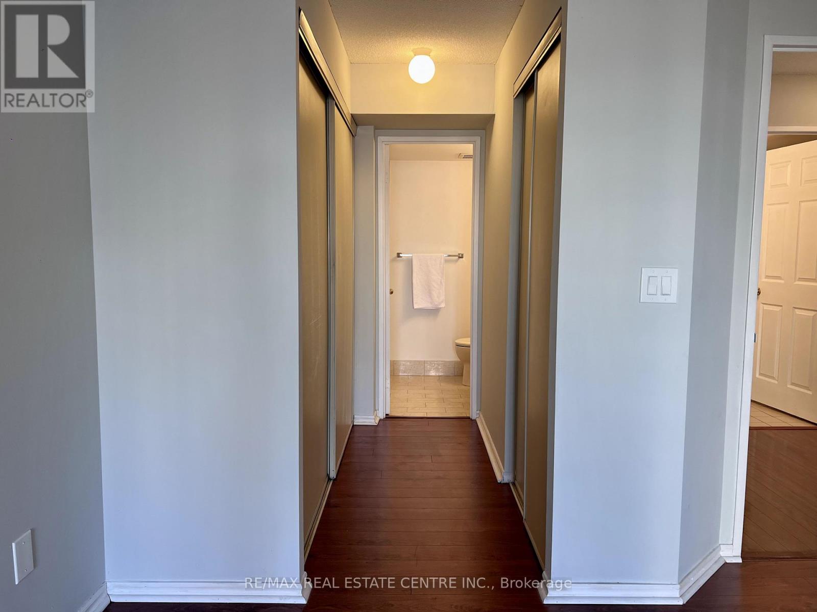 1004 - 325 Webb Drive N, Mississauga, Ontario  L5B 3Z9 - Photo 22 - W12020243