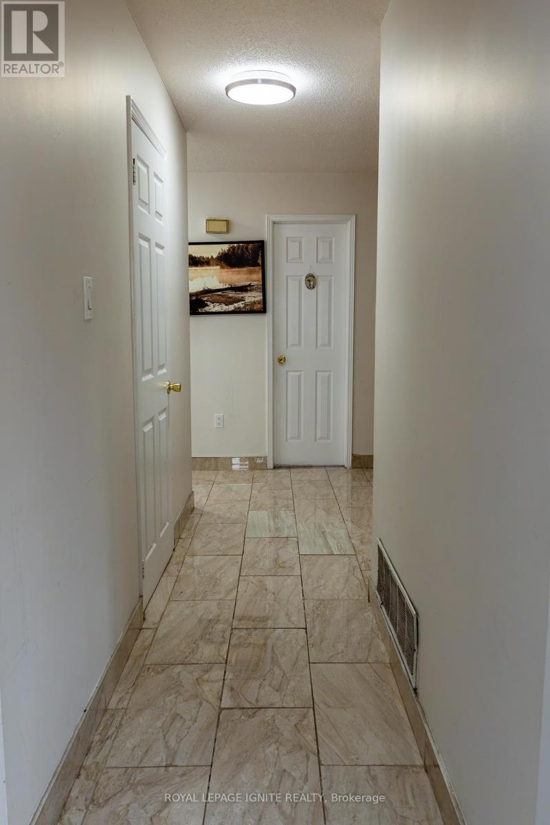 Property at 42 WOOLISTON CRESCENT image 2