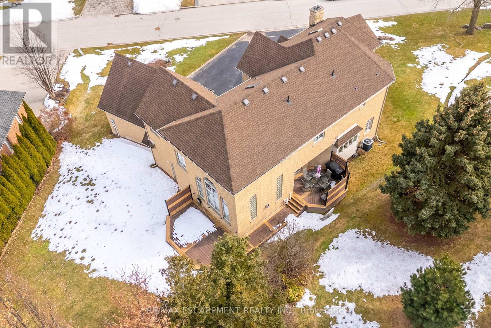 1401 Tamworth Court, Burlington, Ontario  L7P 4V3 - Photo 42 - W12020330