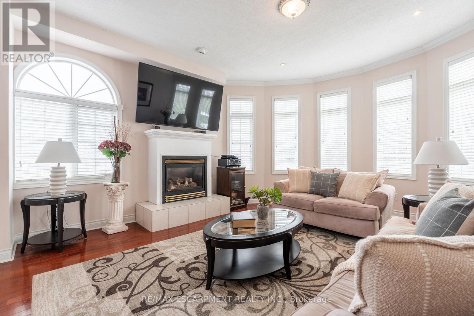 Property at 1401 TAMWORTH COURT image 5