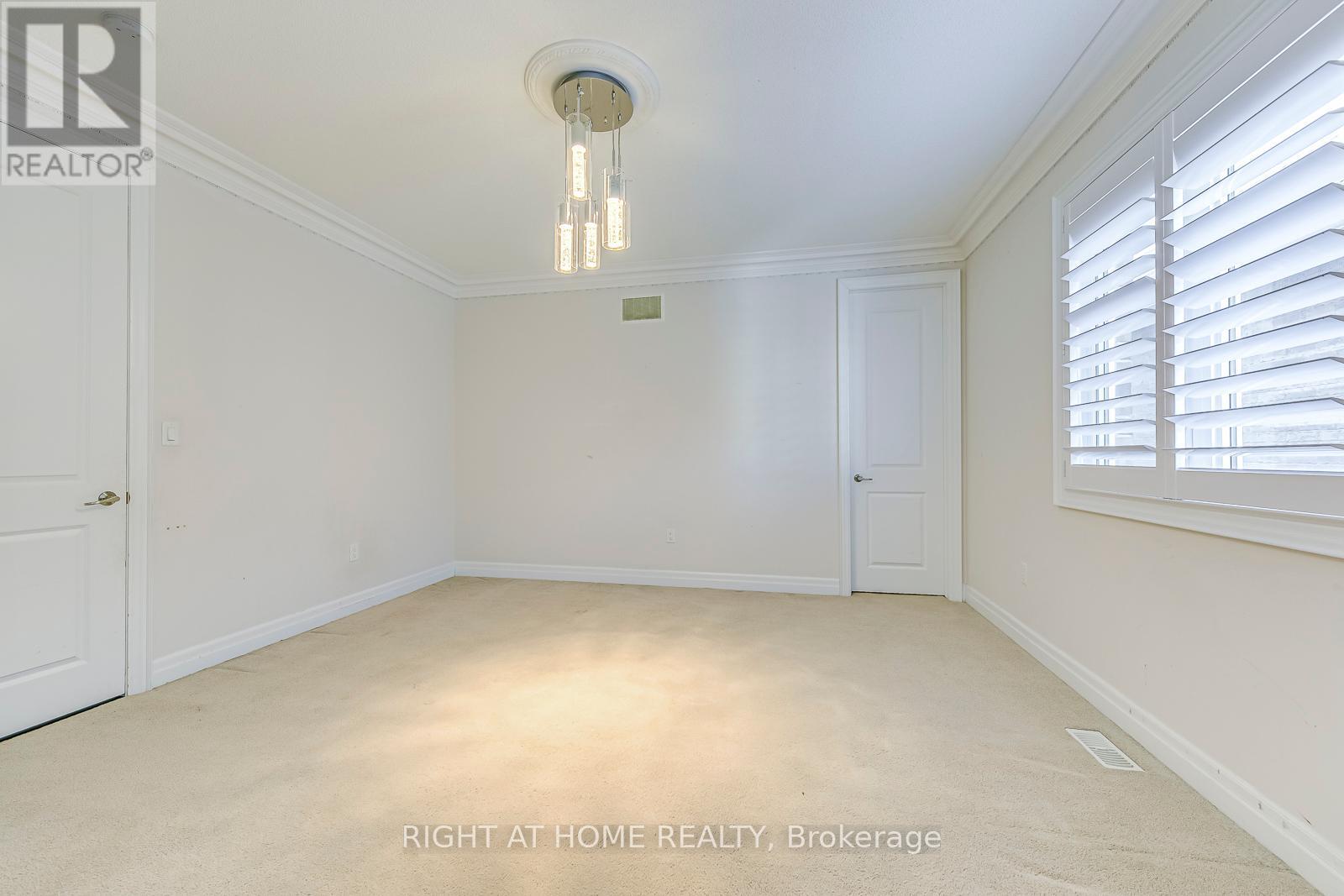 3258 Kingsholm Drive E, Oakville, Ontario  L6M 0X2 - Photo 42 - W12020361