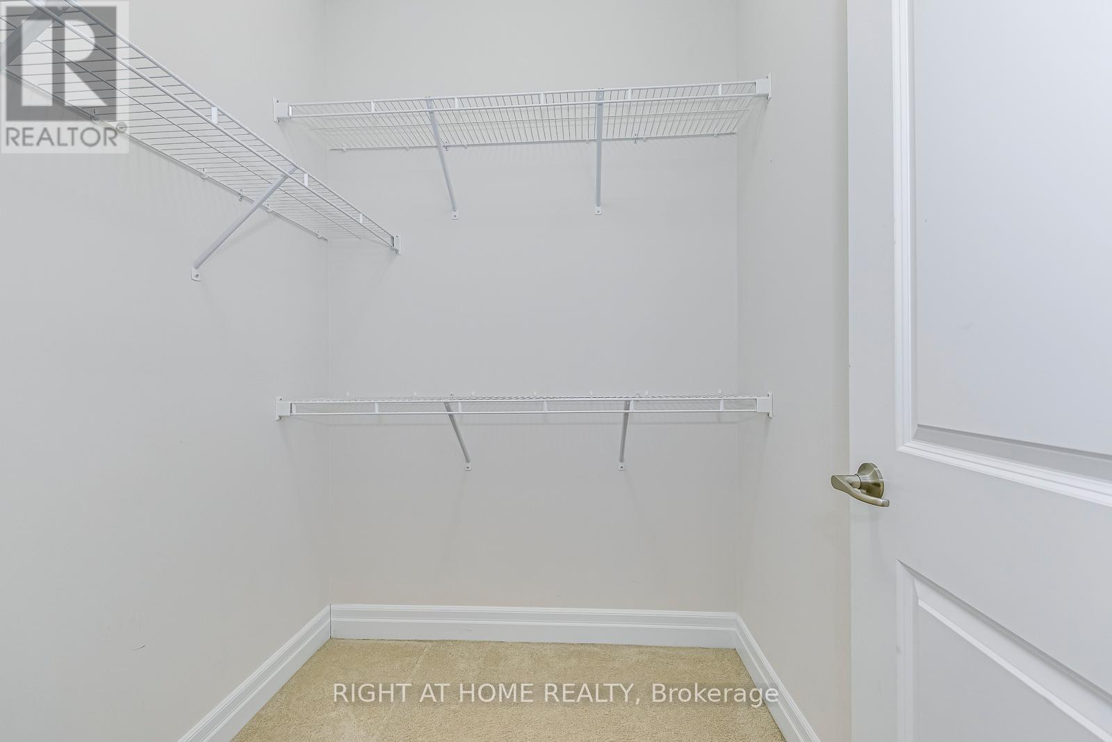 3258 Kingsholm Drive E, Oakville, Ontario  L6M 0X2 - Photo 44 - W12020361