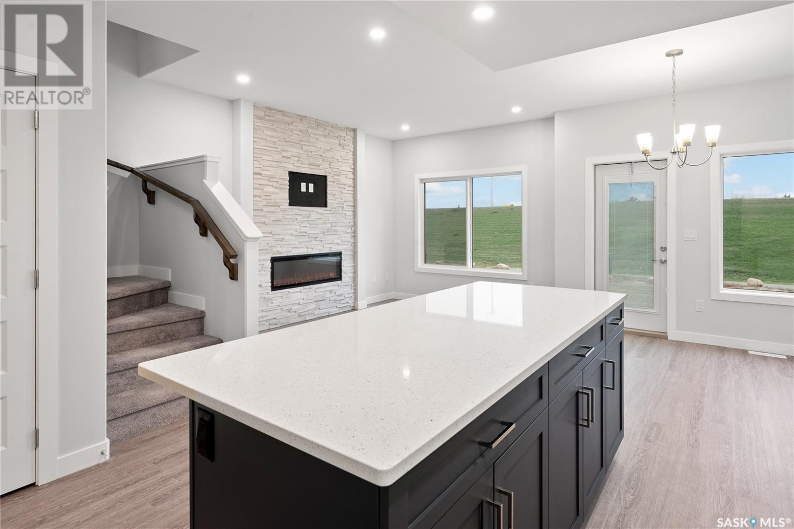 Property at 194 Kostiuk CRESCENT image 3