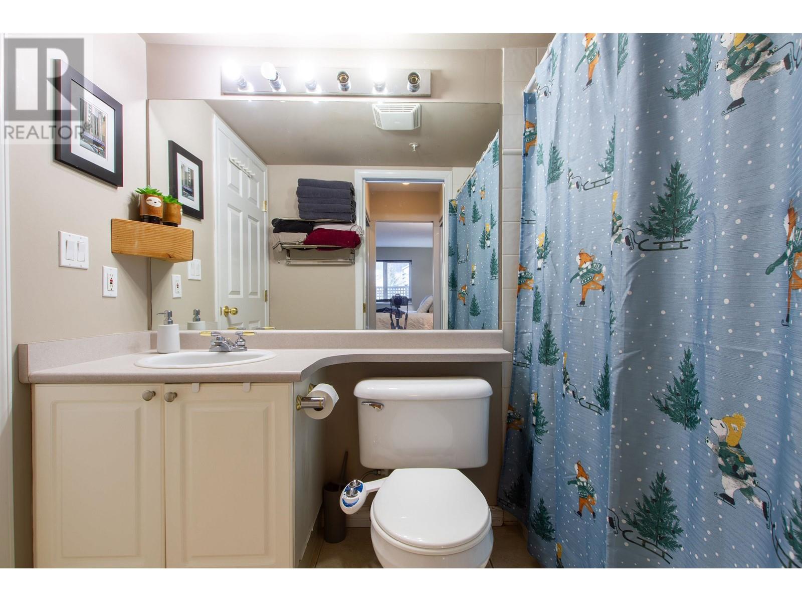 105 1466 Pemberton Avenue, Squamish, British Columbia  V8B 0K1 - Photo 13 - R2967246