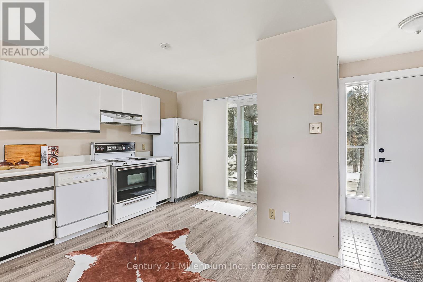 32 - 44 Trott Boulevard E, Collingwood, Ontario  L9Y 5B7 - Photo 9 - S12018982