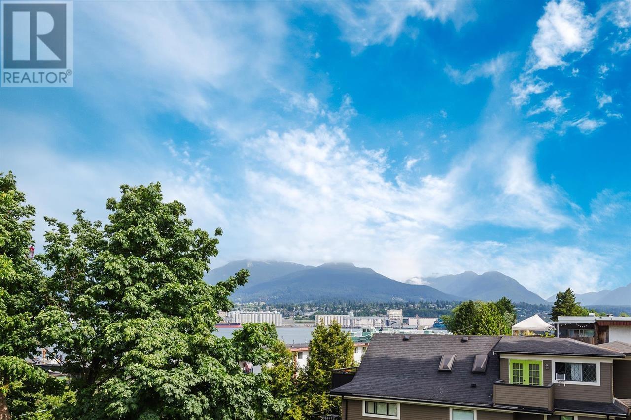 2128 Eton Street, Vancouver, British Columbia  V5L 1C7 - Photo 2 - R2977658