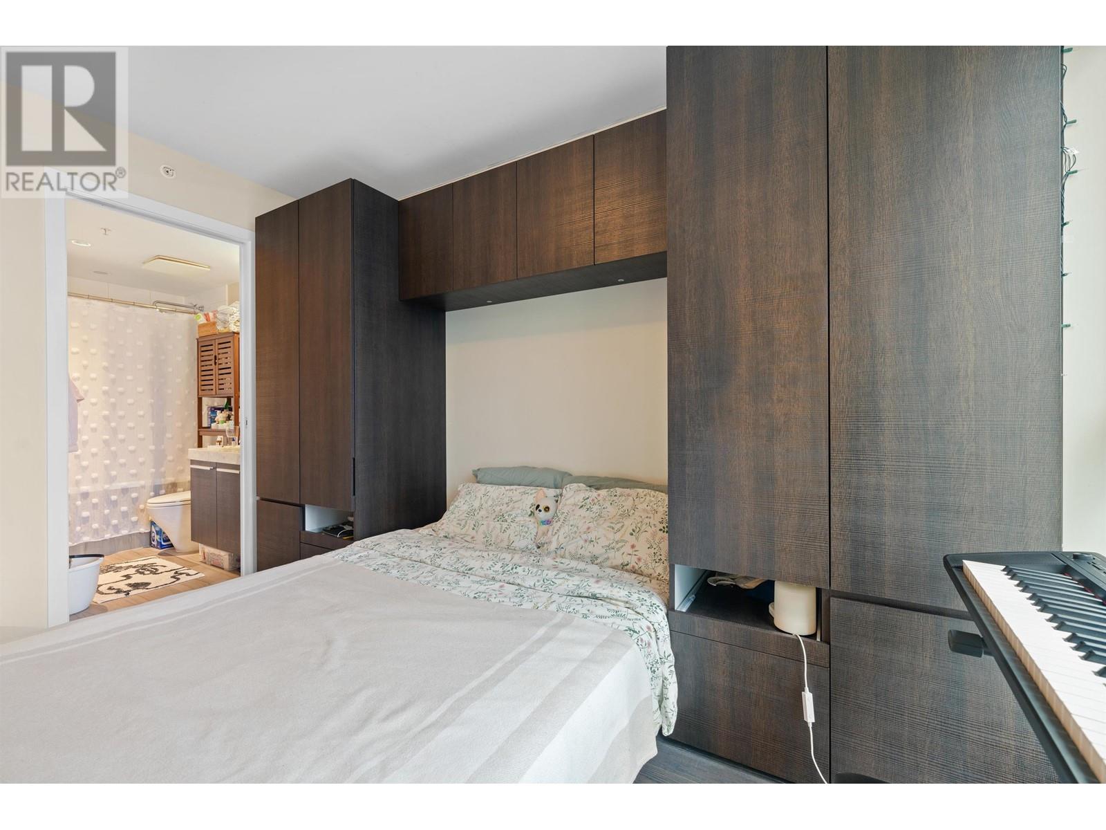 Listing Picture 12 of 24 : 1301 1351 CONTINENTAL STREET, Vancouver / 溫哥華 - 魯藝地產 Yvonne Lu Group - MLS Medallion Club Member