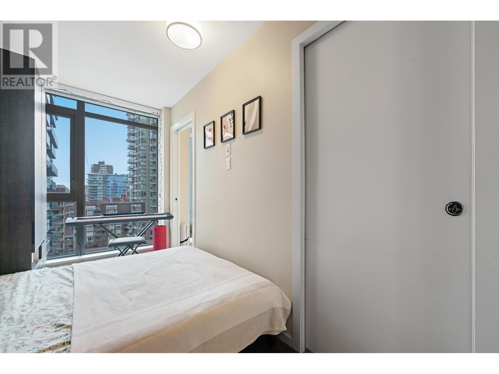 Listing Picture 14 of 24 : 1301 1351 CONTINENTAL STREET, Vancouver / 溫哥華 - 魯藝地產 Yvonne Lu Group - MLS Medallion Club Member