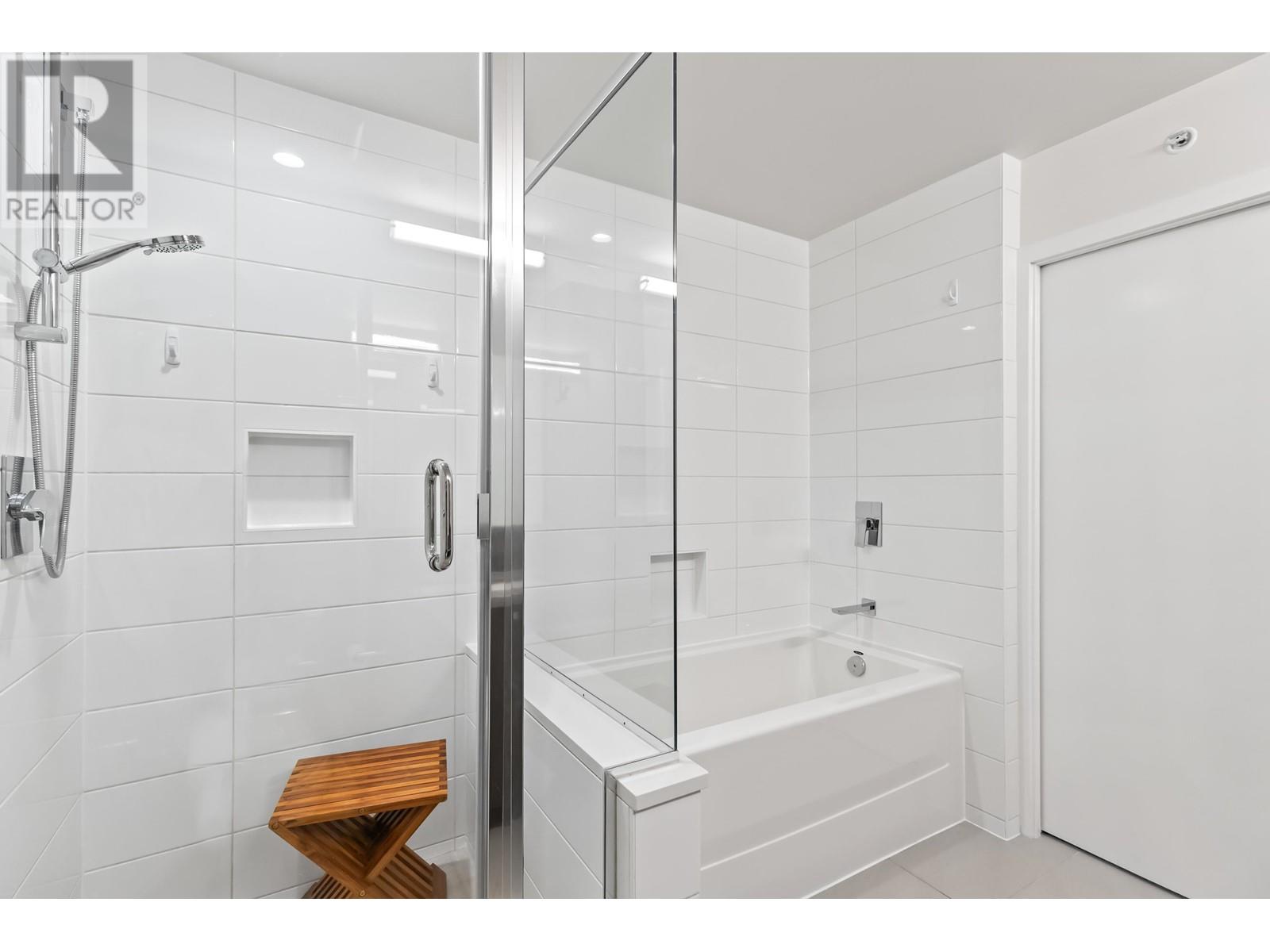 206 19451 Sutton Avenue, Pitt Meadows, British Columbia  V3Y 0G6 - Photo 16 - R2978033