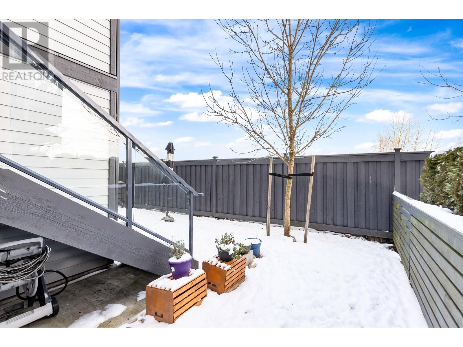 206 19451 Sutton Avenue, Pitt Meadows, British Columbia  V3Y 0G6 - Photo 30 - R2978033