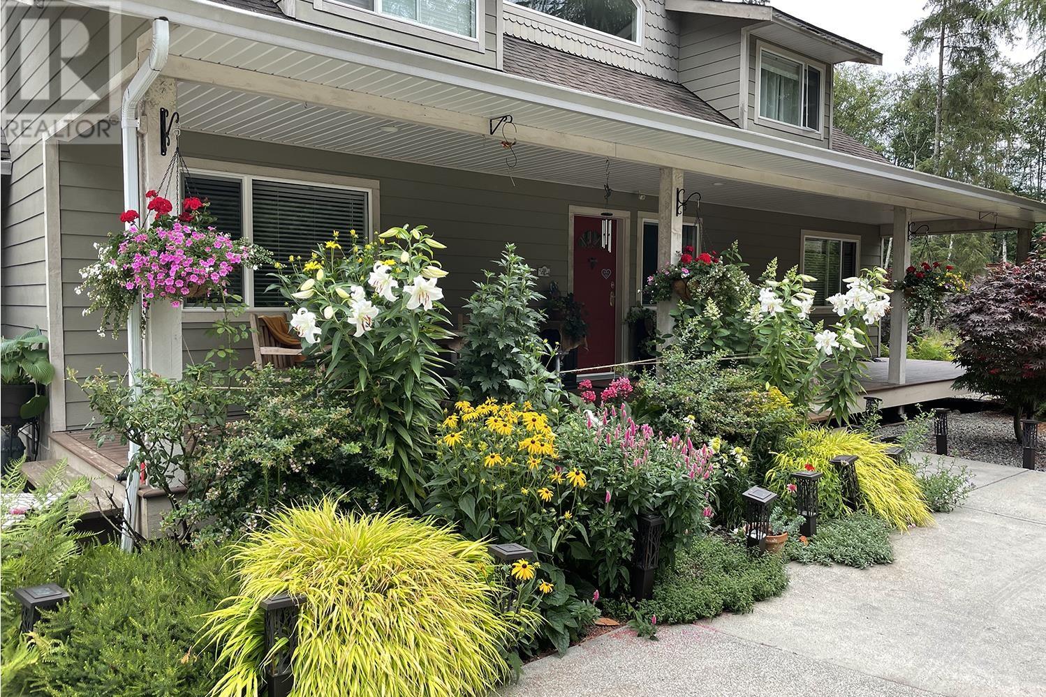 Property at 462 VETERANS ROAD image 2