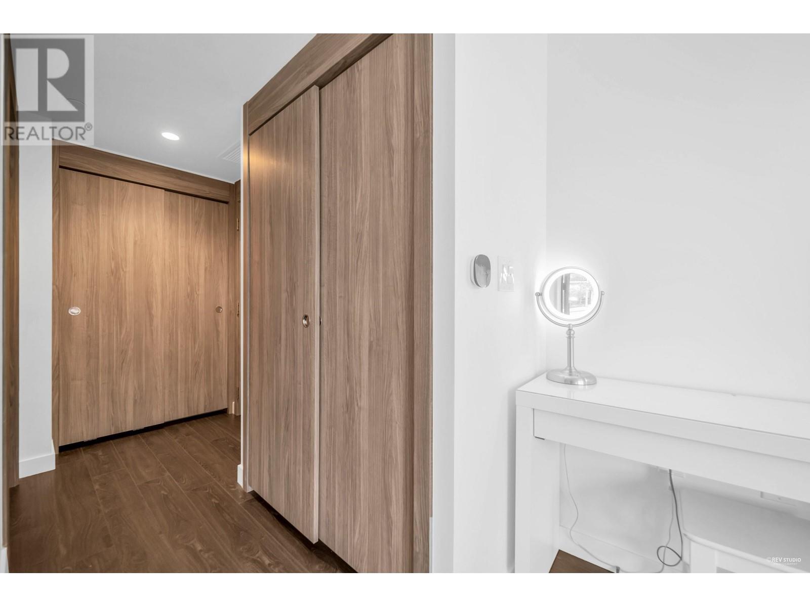 Listing Picture 28 of 40 : 1728 COOK STREET, Vancouver / 溫哥華 - 魯藝地產 Yvonne Lu Group - MLS Medallion Club Member