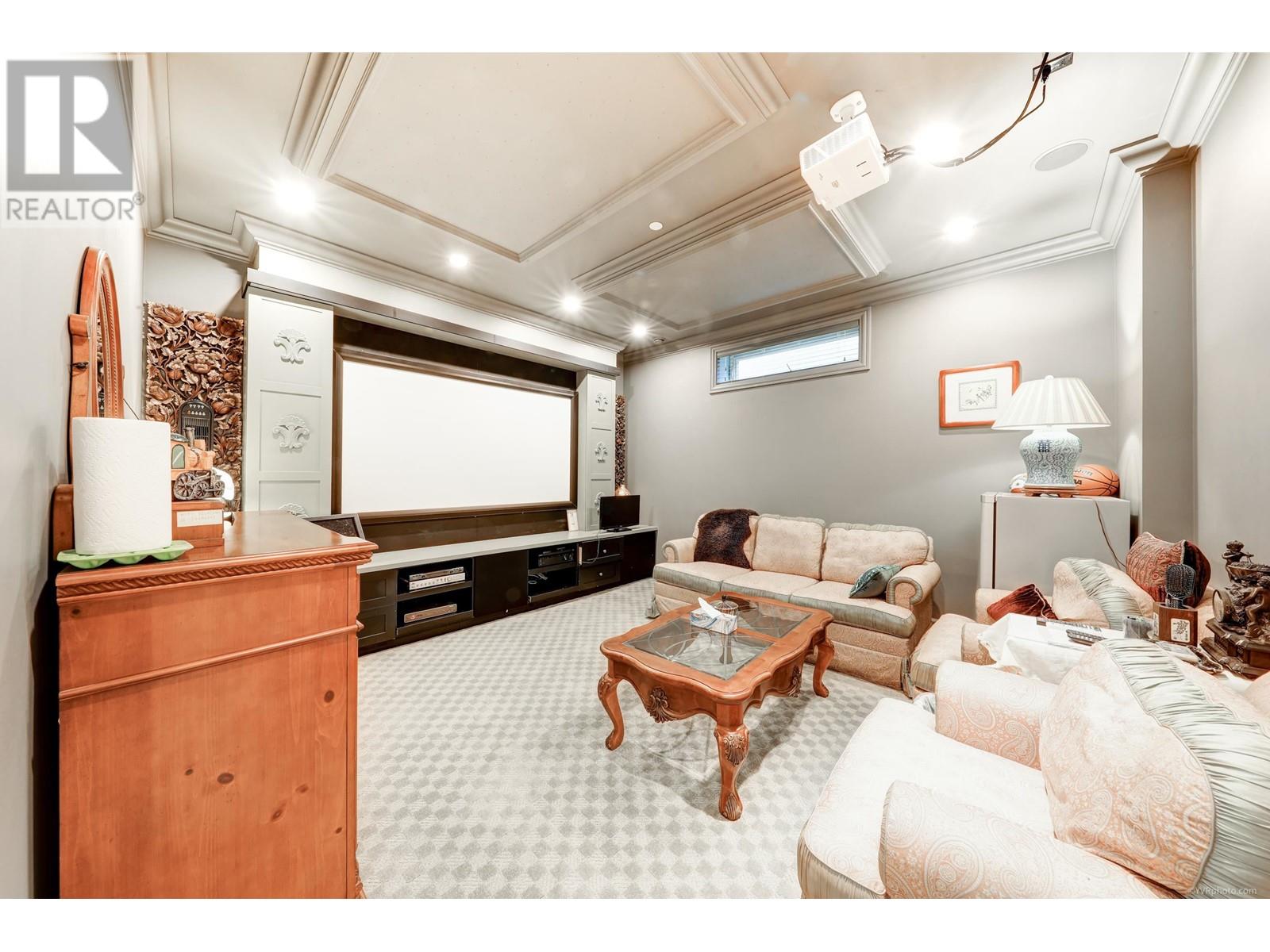 Listing Picture 35 of 36 : 1922 W 44TH AVENUE, Vancouver / 溫哥華 - 魯藝地產 Yvonne Lu Group - MLS Medallion Club Member