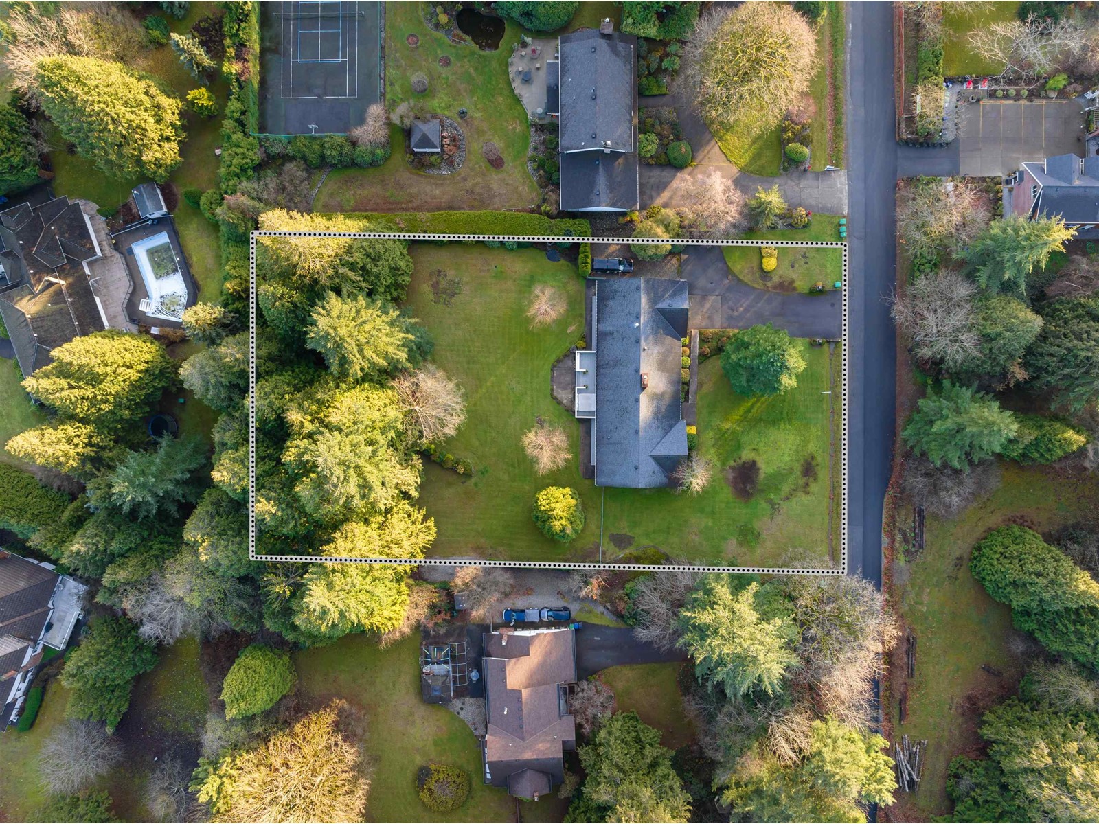 10194 173 STREET, surrey, British Columbia