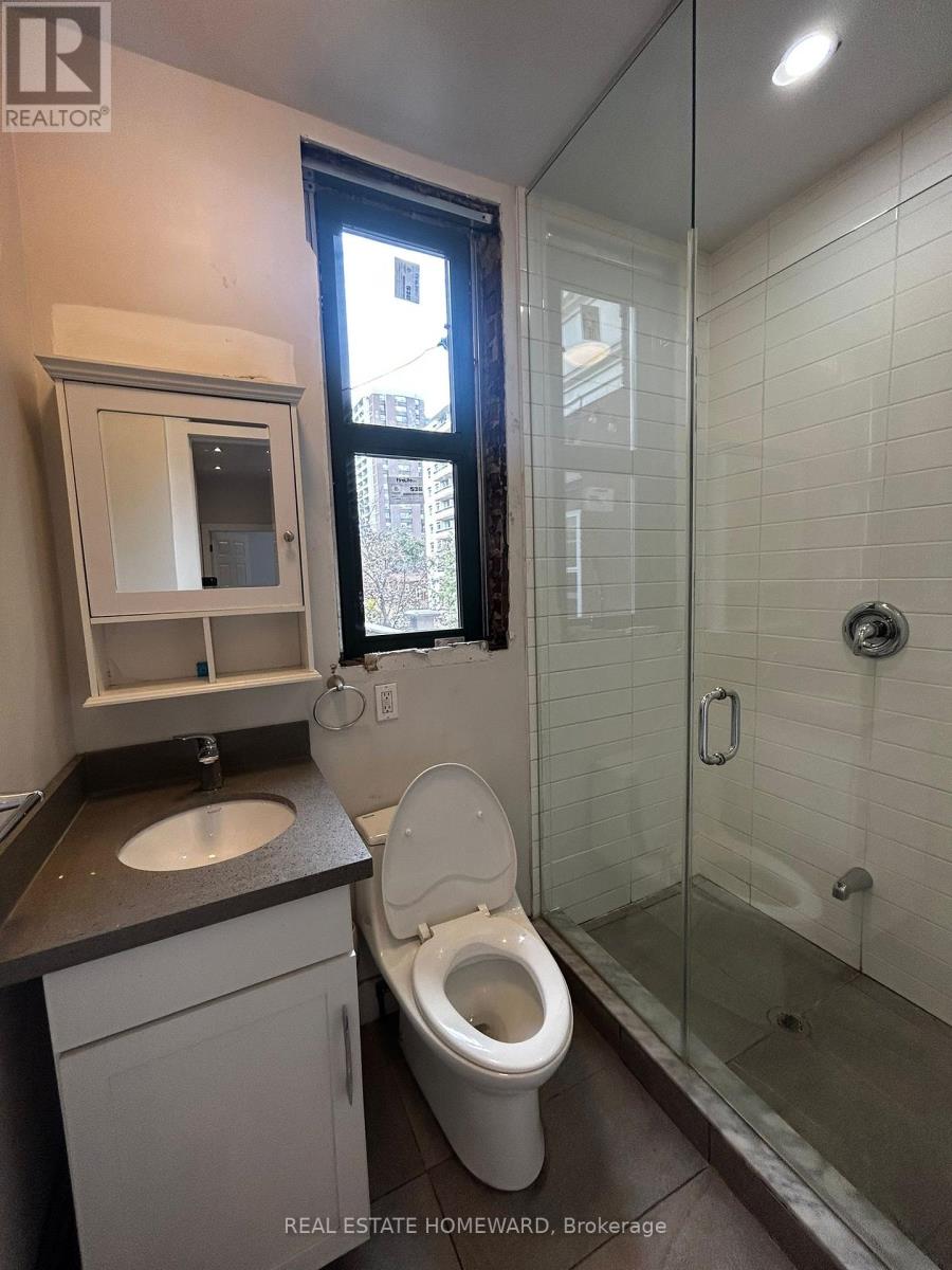 4 - 596 Church Street, Toronto, Ontario  M4Y 2E5 - Photo 7 - C12020504