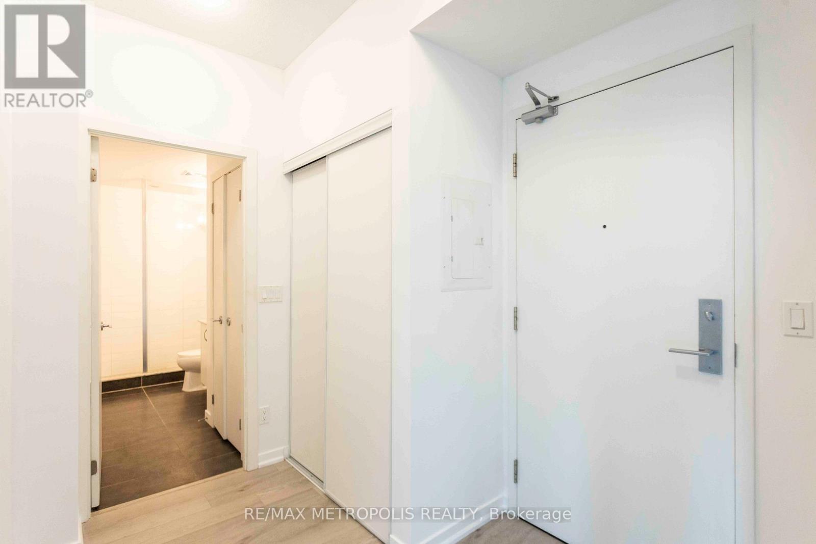 717 - 55 East Liberty Street, Toronto, Ontario  M6K 3P9 - Photo 11 - C12020511