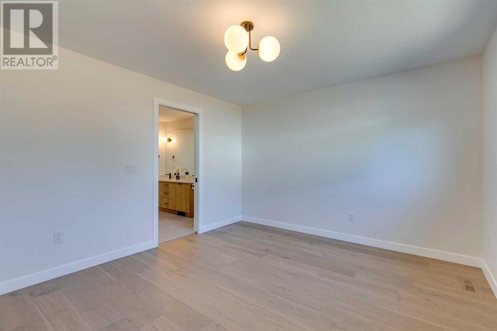 1035 78 Avenue Sw, Calgary, Alberta  T2V 0T9 - Photo 17 - A2200877