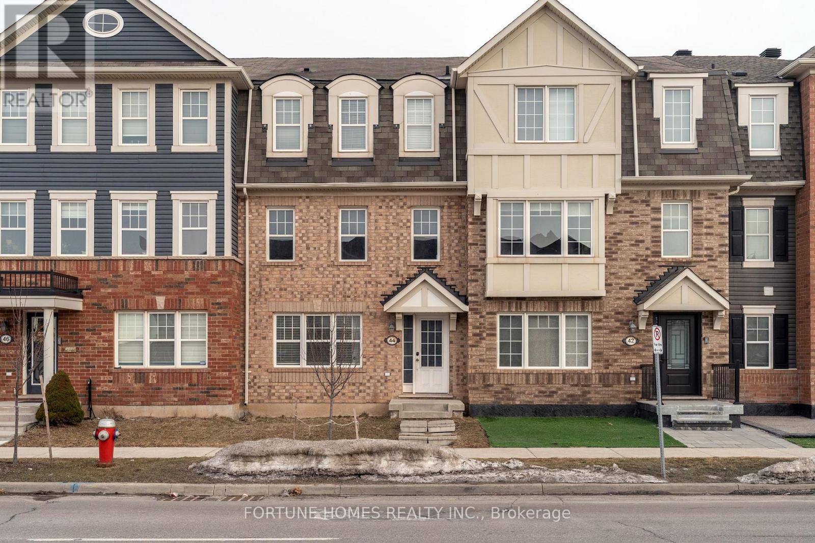 Property at 44 GANTON HEIGHTS image 3
