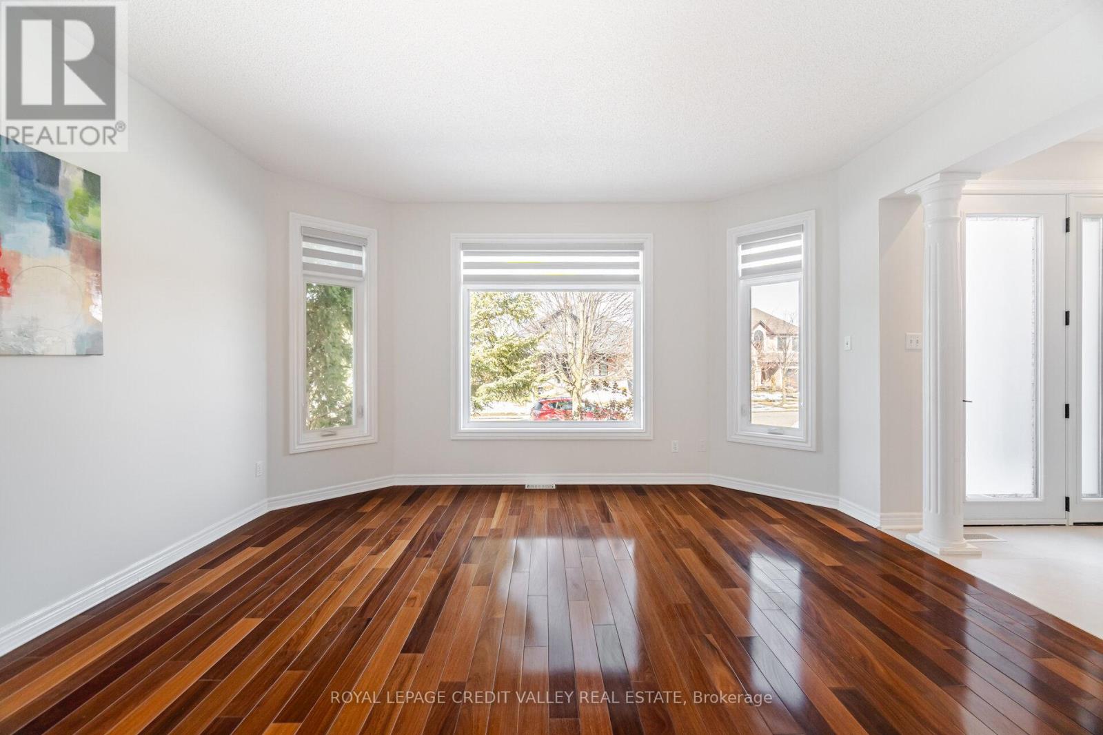 Property at 32 PINEBROOK CIRCLE image 4