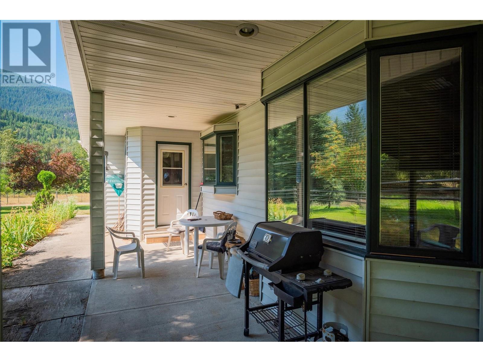 5132 Pedro Creek Road, Winlaw, British Columbia  V0G 2J0 - Photo 57 - 10339085