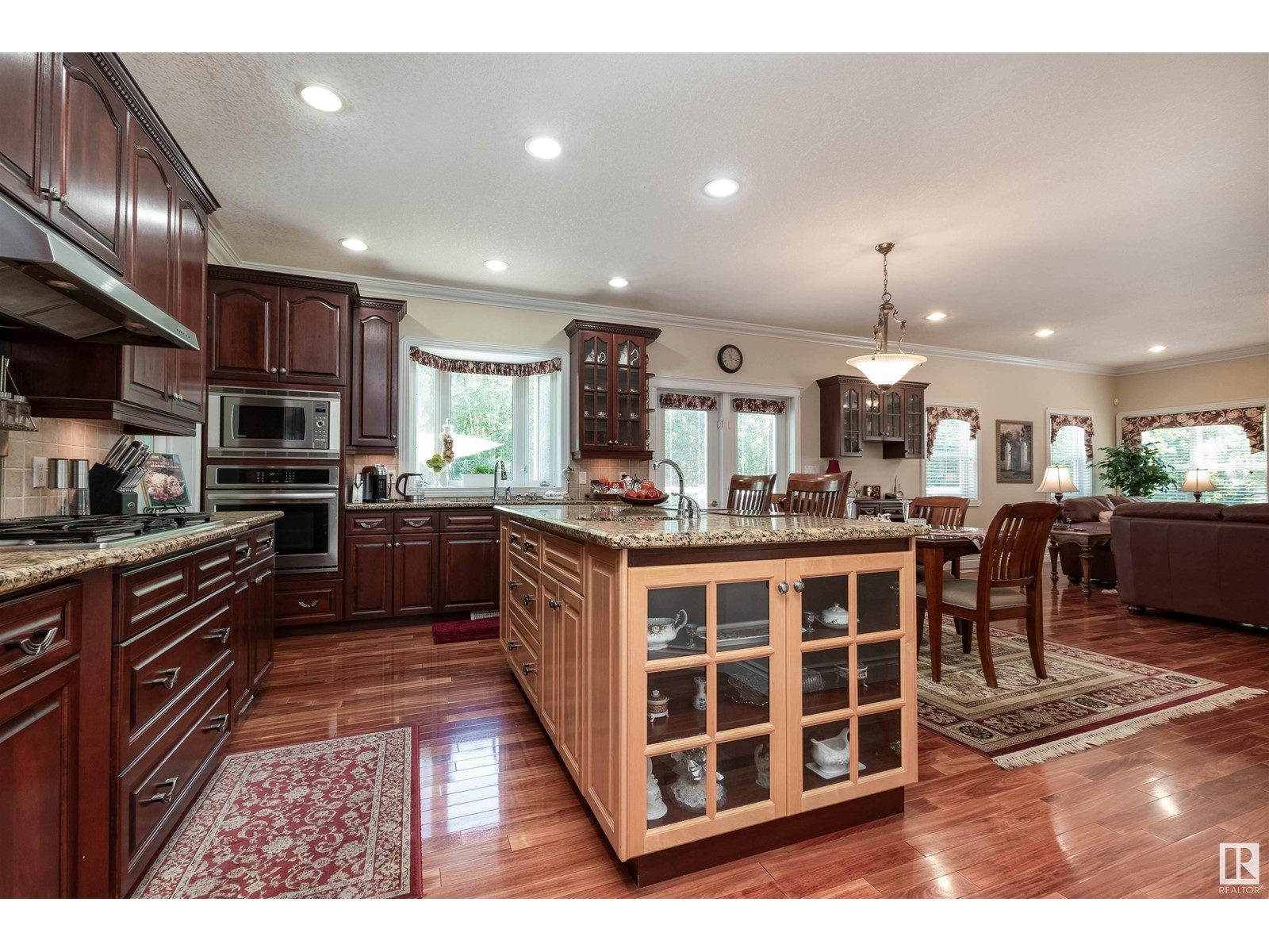 Property at 338, 52147 RGE RD 231 image 1
