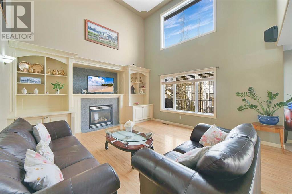 107 Royal Ridge Rise Nw, Calgary, Alberta  T3G 5M1 - Photo 12 - A2195209