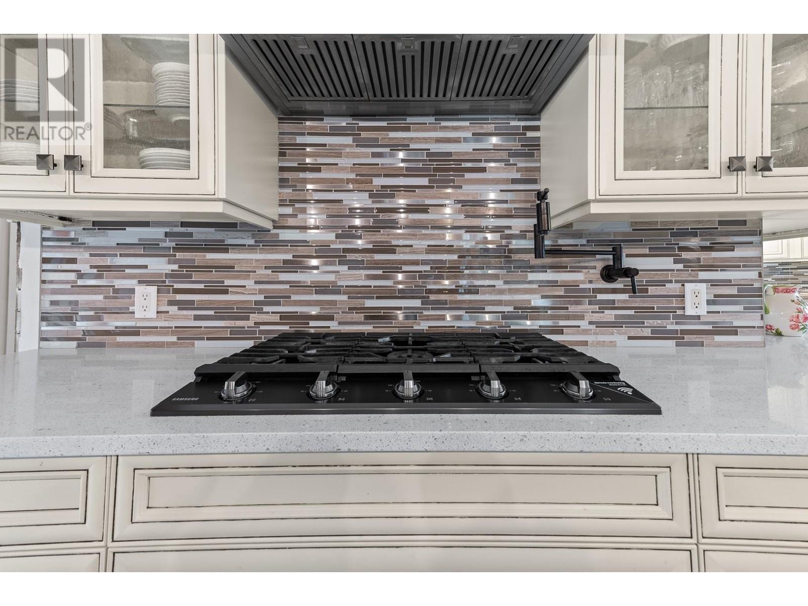 3745 Mclean Creek Road, Okanagan Falls, British Columbia  V0H 1R1 - Photo 10 - 10338956