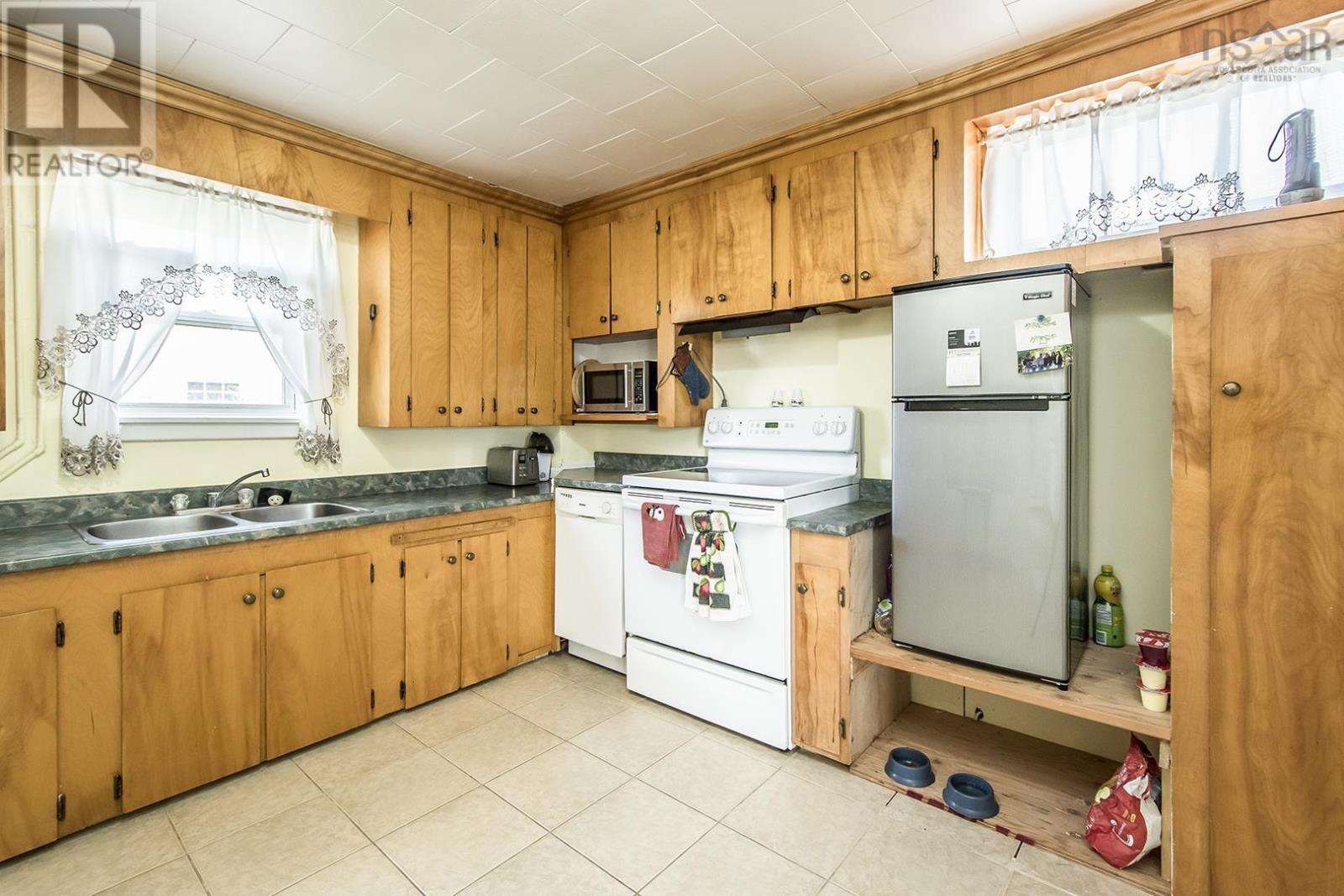 22685 Highway 7 Highway, Sheet Harbour, Nova Scotia  B0J 3B0 - Photo 11 - 202504942