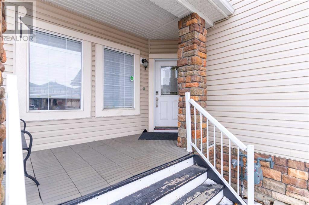 Property at 1 Canals Cove SW image 3