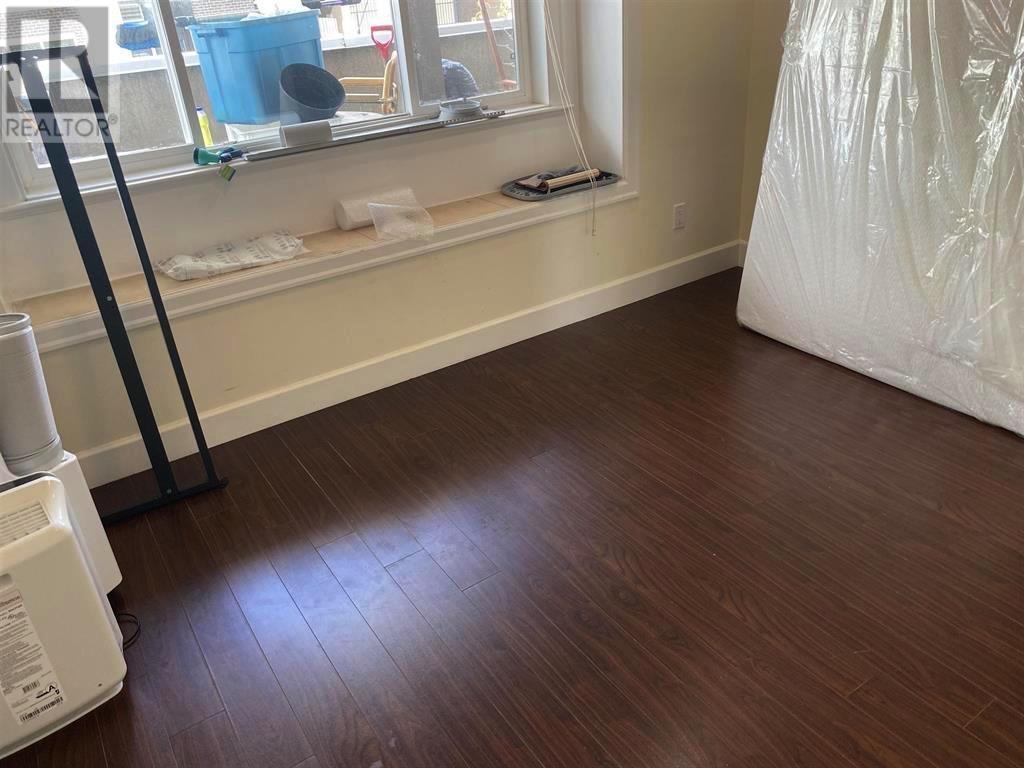 Property at 4313 PENDER STREET image 5