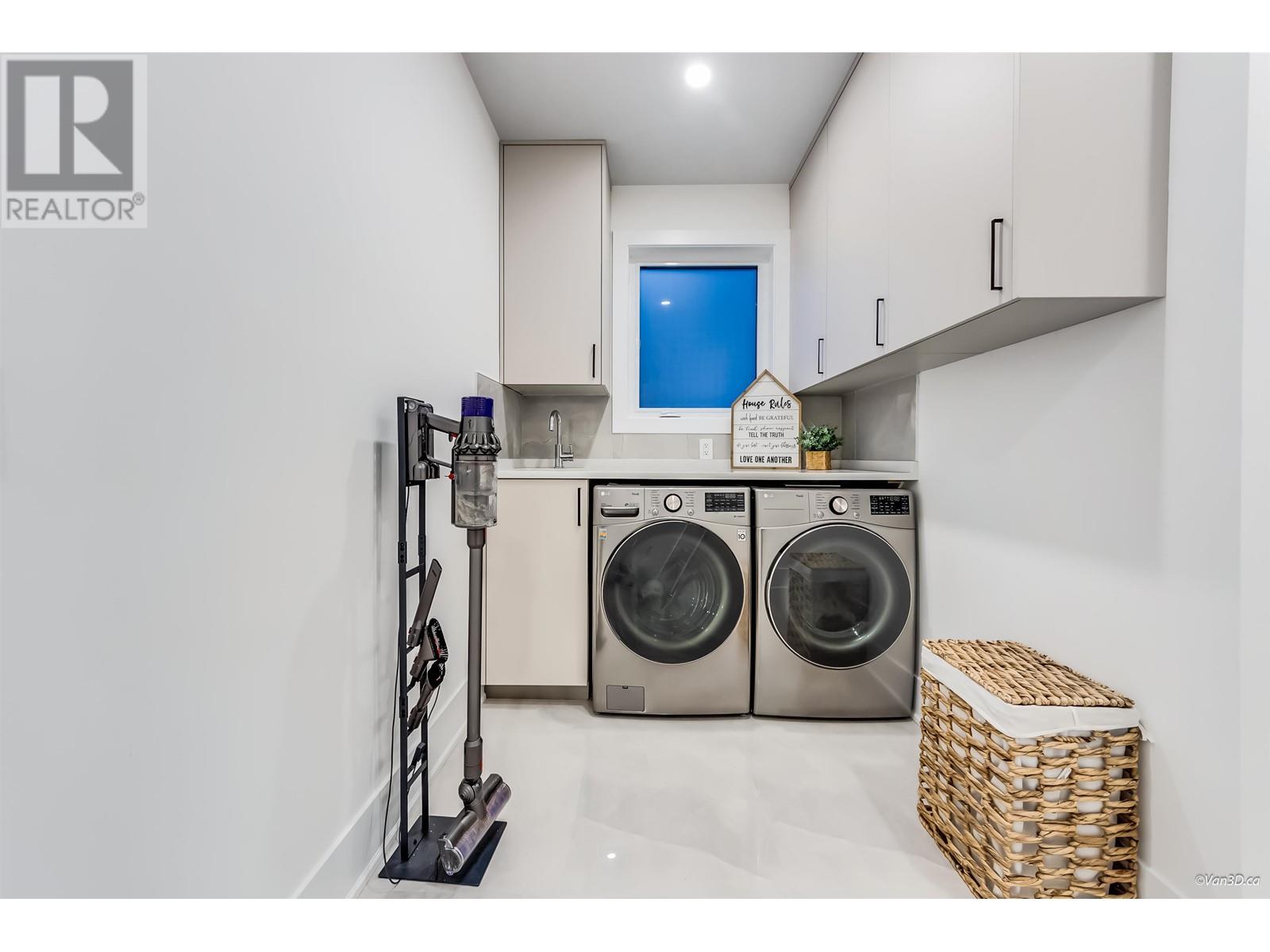 4552 Clinton Street, Burnaby, British Columbia  V5J 2K5 - Photo 16 - R2978065