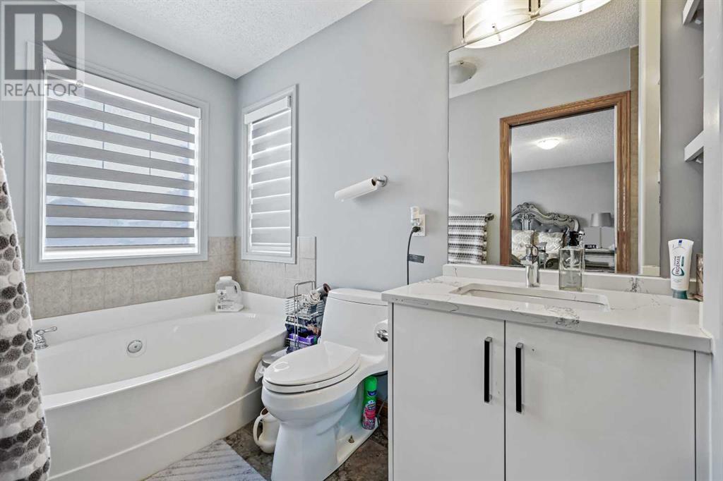 74 Saddlecrest Terrace Ne, Calgary, Alberta  T3J 5L7 - Photo 28 - A2190893