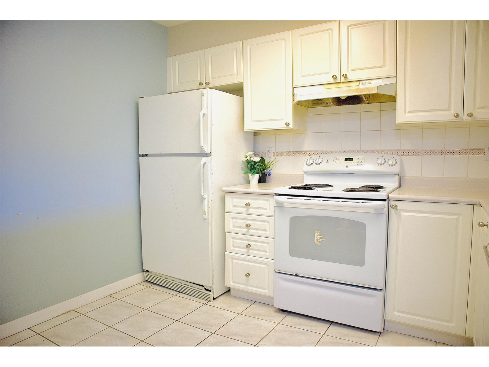 306 15241 18 Avenue, Surrey, British Columbia  V4A 1W9 - Photo 10 - R2973735