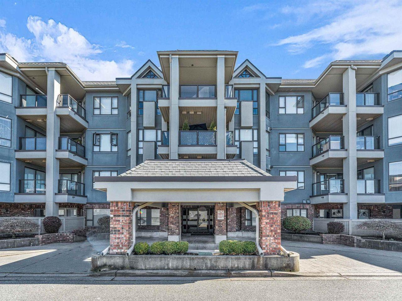 306 15241 18 AVENUE, Surrey, British Columbia