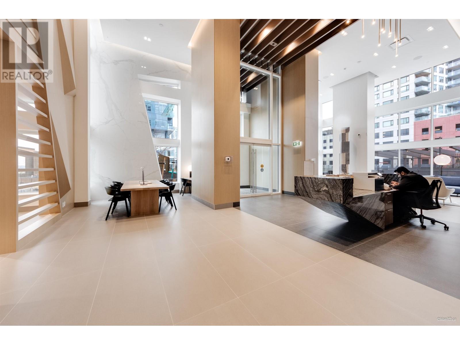 703 660 Quayside Drive, New Westminster, British Columbia  V3M 0P1 - Photo 37 - R2977712
