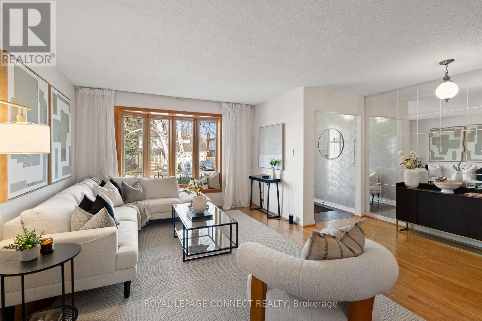 Property at 103 BRIARSCROSS BOULEVARD image 4