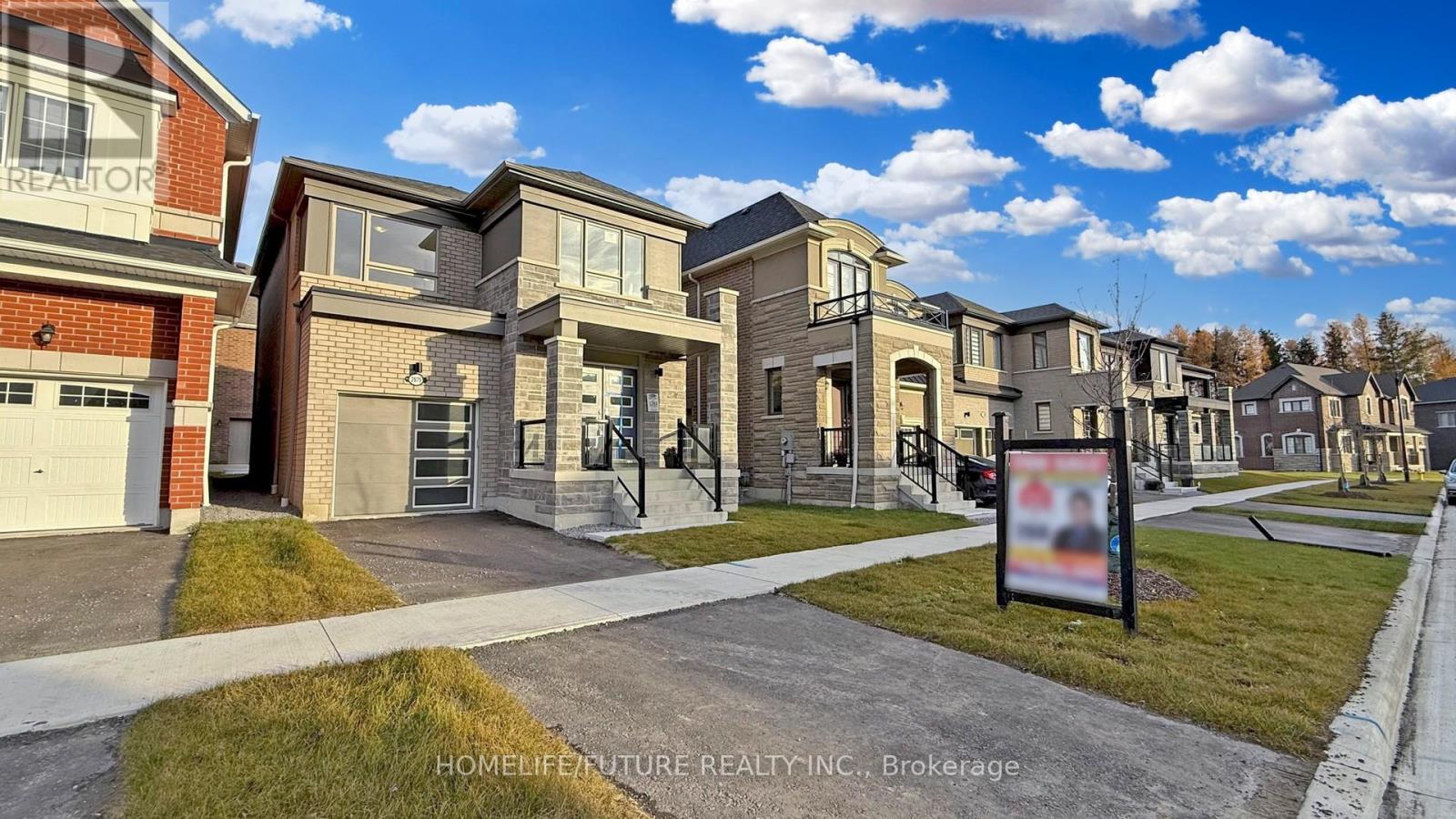 2979 HEARTWOOD LANE, Pickering, Ontario