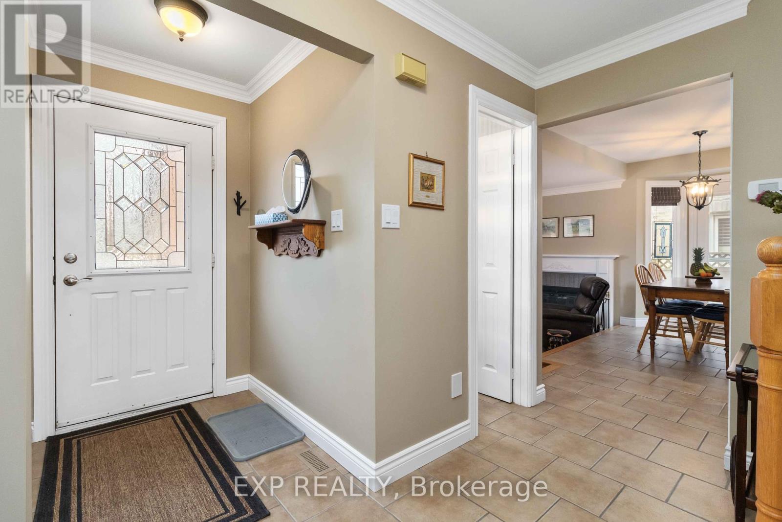 Property at 285 KINGSBRIDGE GARDEN CIRCLE image 3