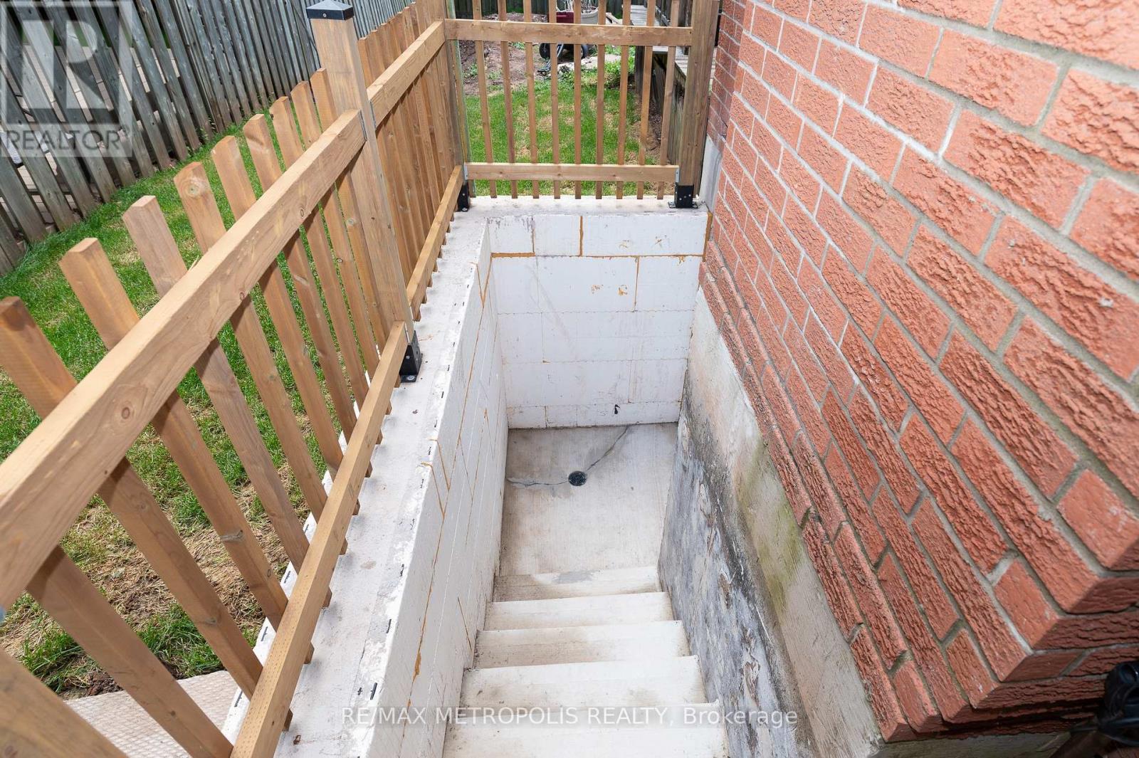 Bsmt - 2180 Sixth Line, Oakville, Ontario  L6H 3N1 - Photo 10 - W12020598