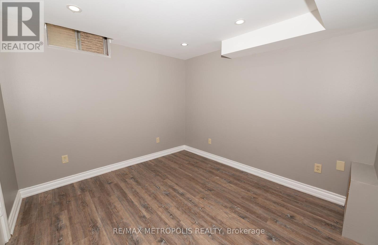 Bsmt - 2180 Sixth Line, Oakville, Ontario  L6H 3N1 - Photo 2 - W12020598