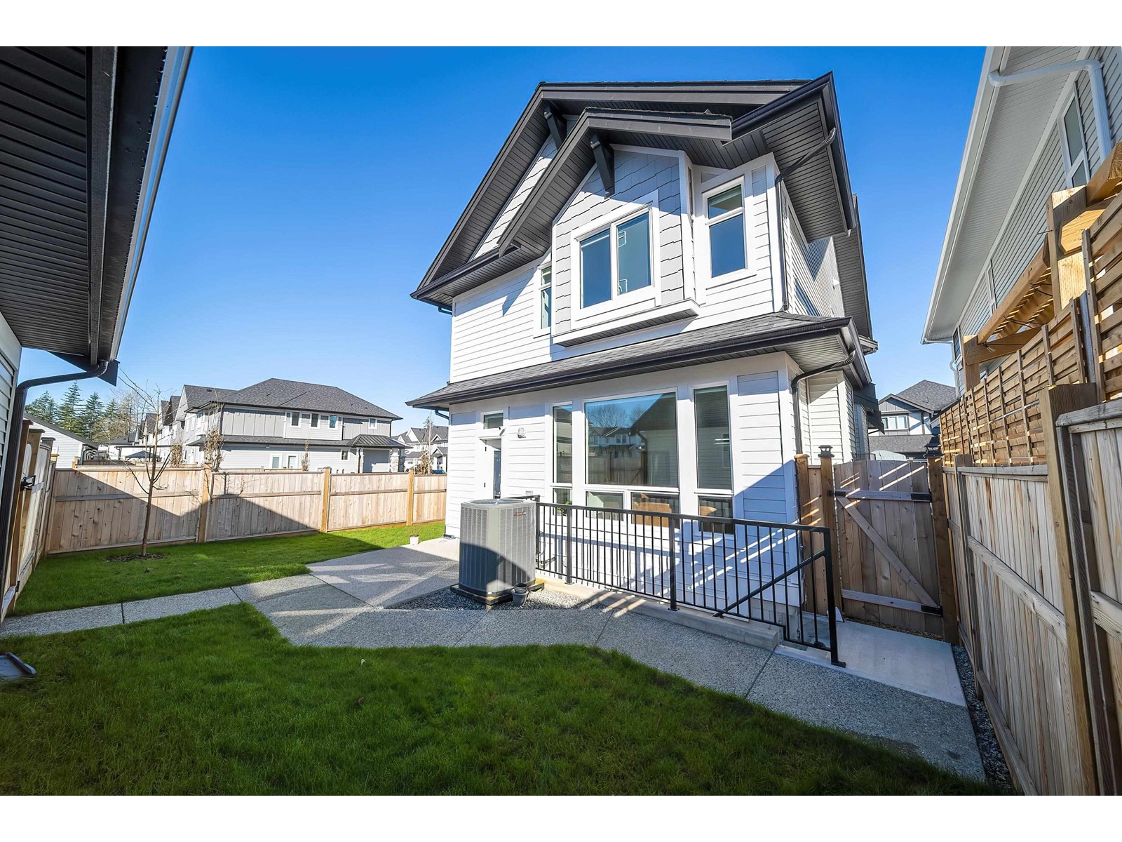 20502 76a Avenue, Langley, British Columbia  V2Y 3T1 - Photo 7 - R2978087