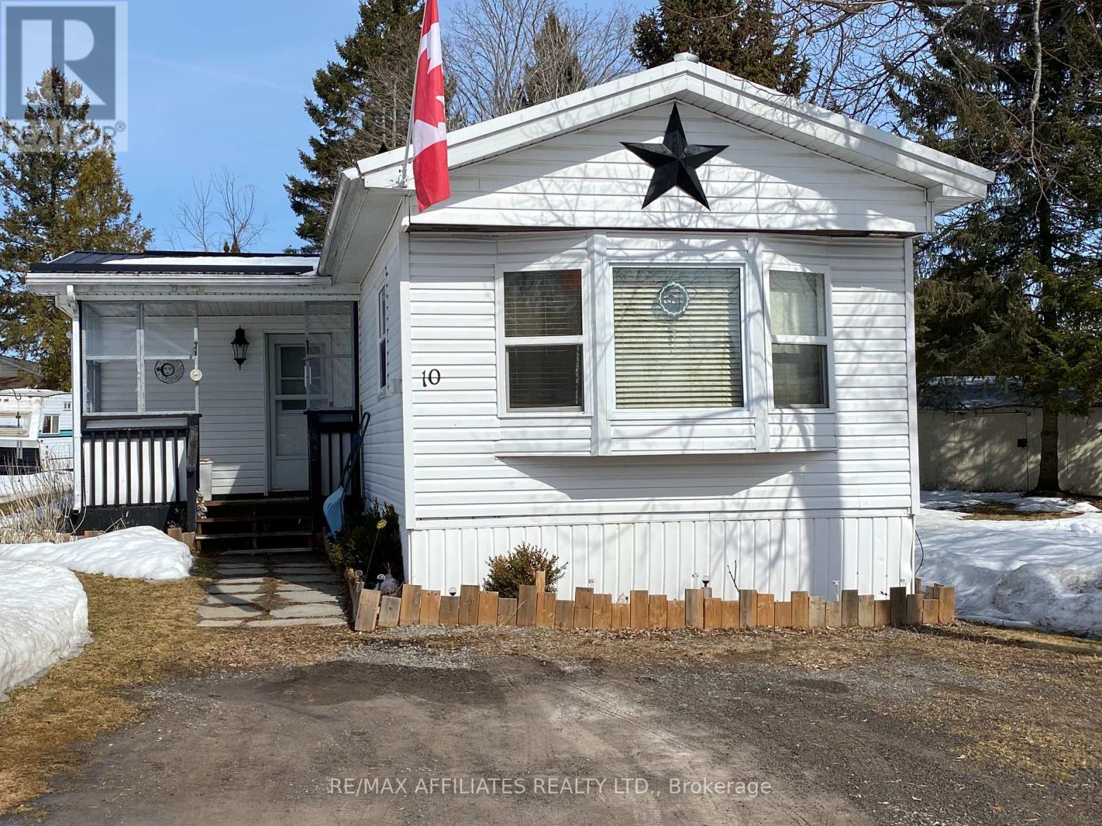 10 Bridle Path, Rideau Lakes, Ontario  K7A 4S5 - Photo 1 - X12020611