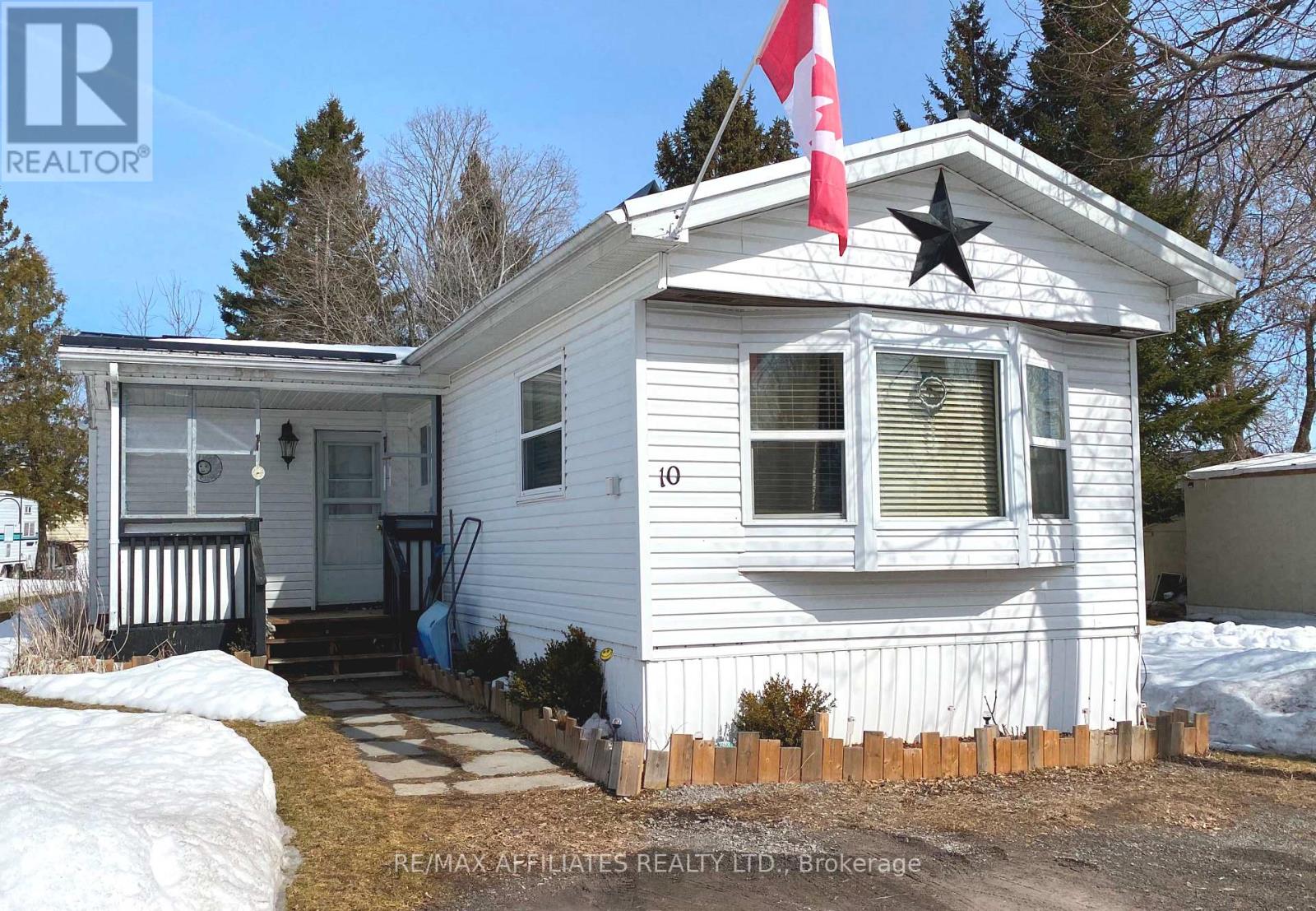 10 Bridle Path, Rideau Lakes, Ontario  K7A 4S5 - Photo 3 - X12020611