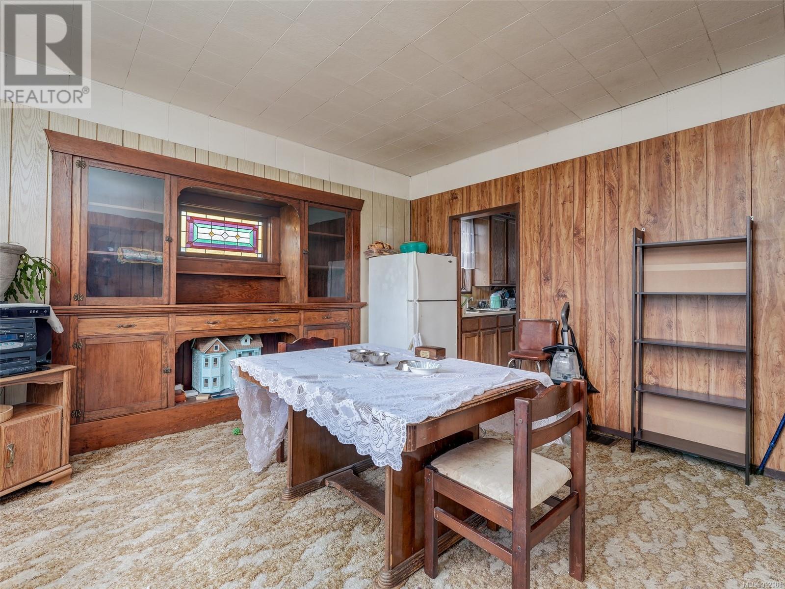 Property at 3084 Carroll St image 5